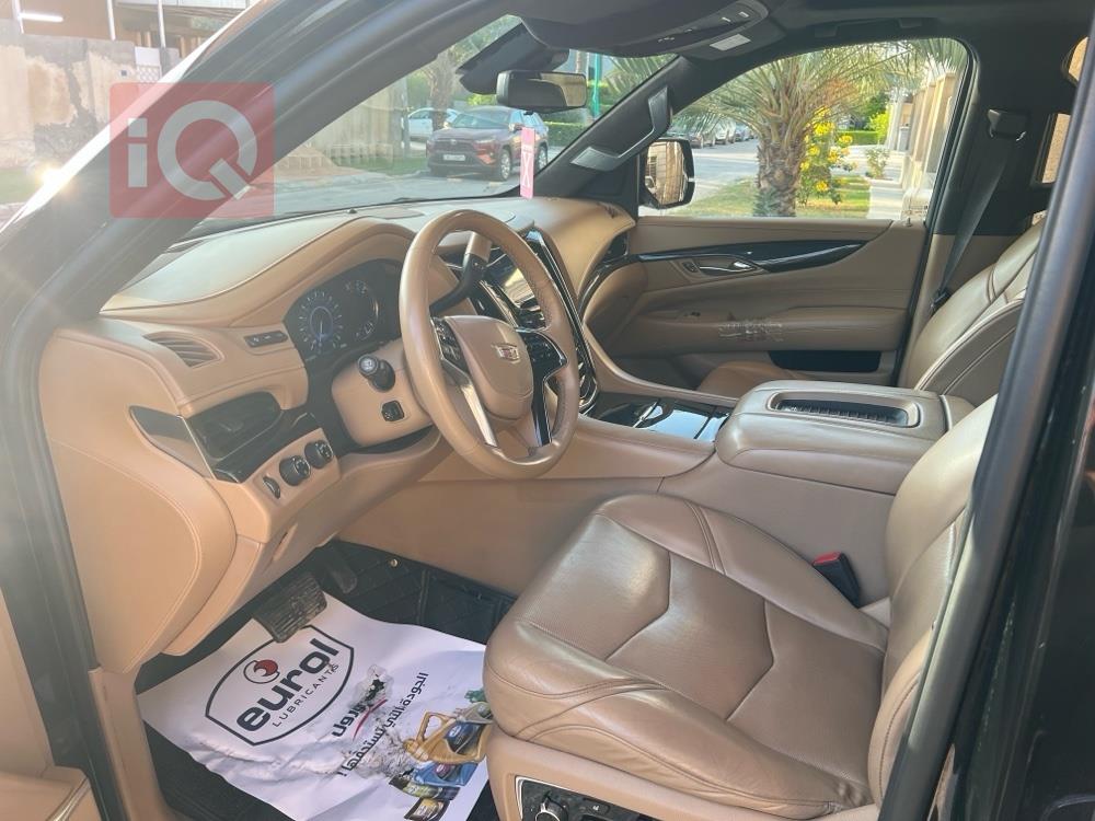 كاديلاك اسكاليد